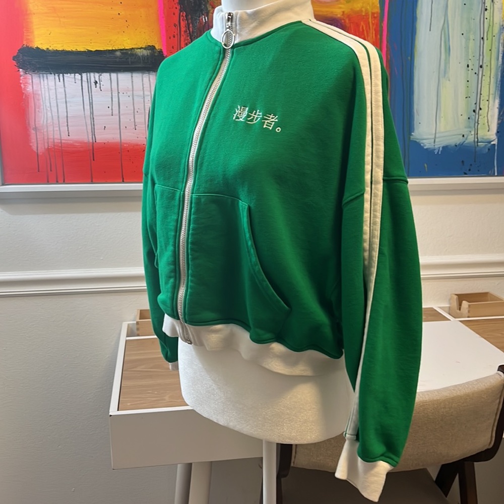Crop sweatshirt jacket